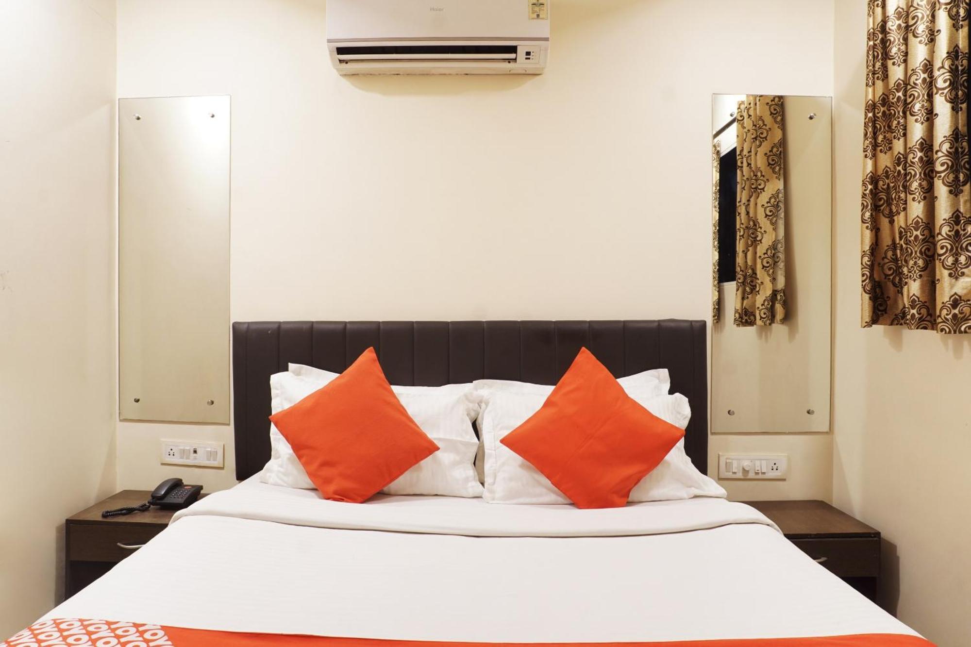 Oyo Hotel Paradise Mumbai Luaran gambar